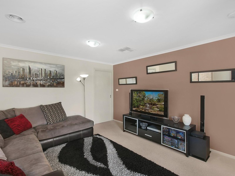 24 Carmody Street, Casey ACT 2913