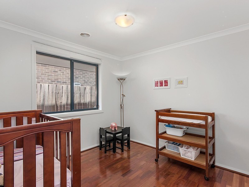 15 Patrick White Circuit, Franklin ACT 2913