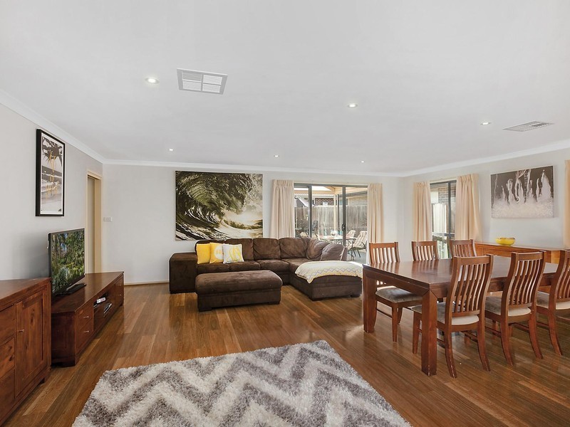 56 Marie Pitt Street, Franklin ACT 2913