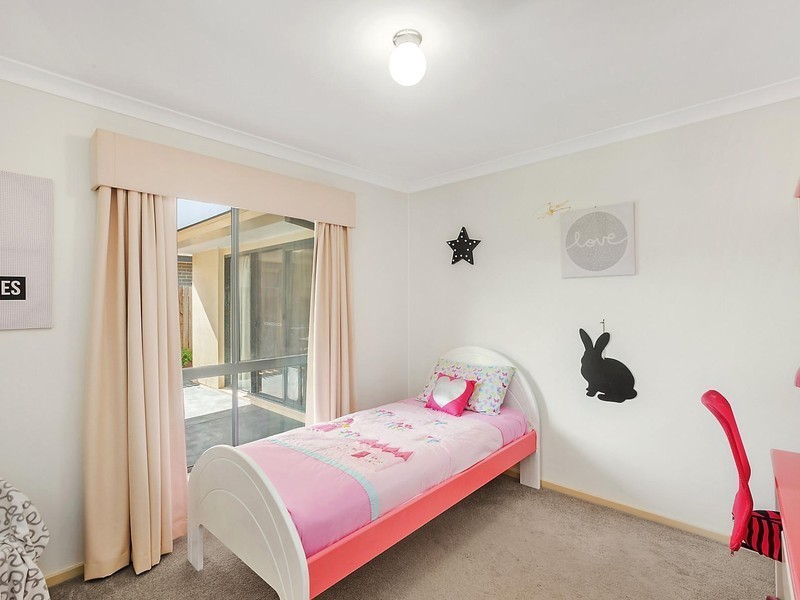 56 Marie Pitt Street, Franklin ACT 2913