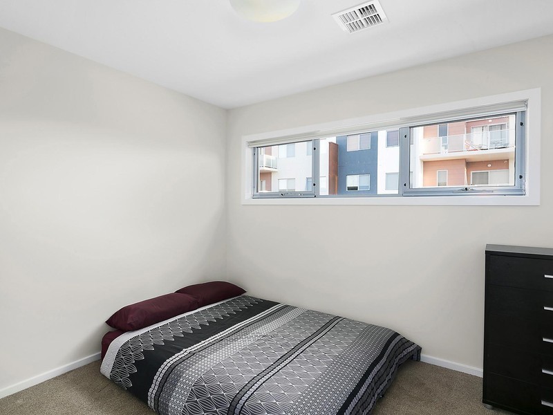 8 Junee Street, Crace ACT 2911