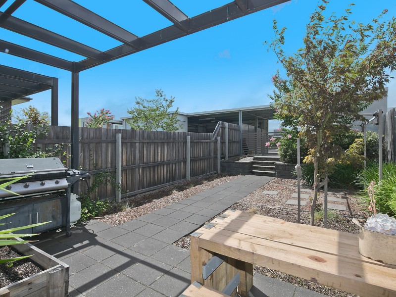 27 Stowport Avenue, Crace ACT 2911