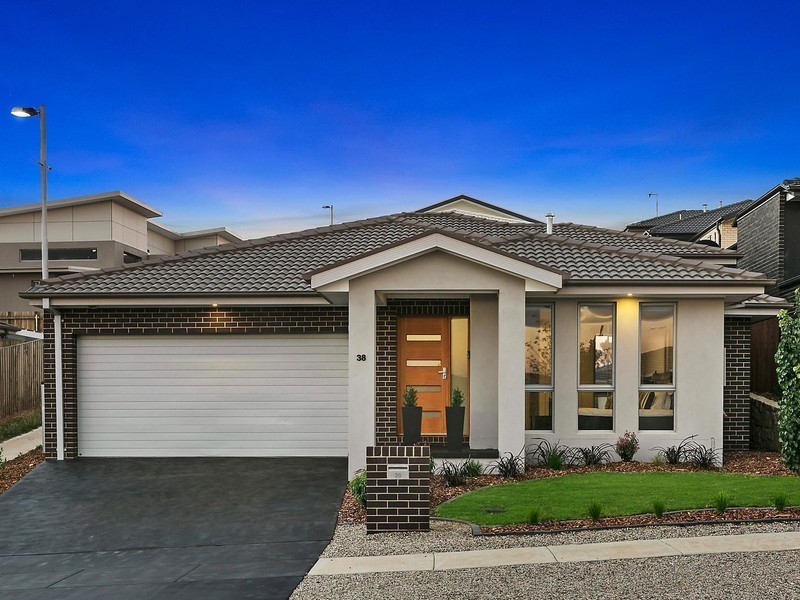 38 Bieundurry Street, Bonner ACT 2914