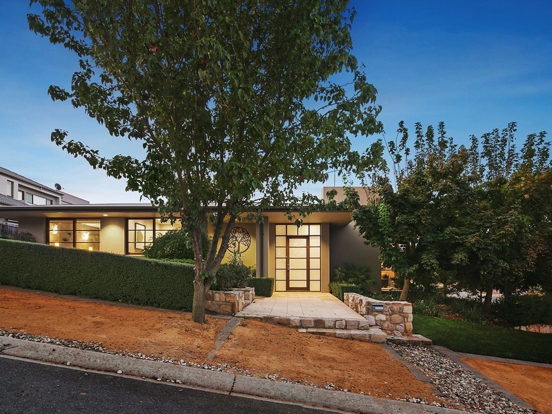 2 McRitchie Circuit, Nicholls ACT 2913