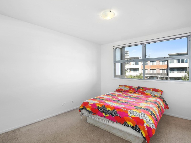 63/121 Easty Street, Phillip ACT 2606