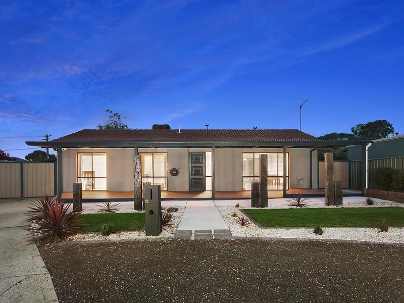 12 Australie Close, Gilmore ACT 2905