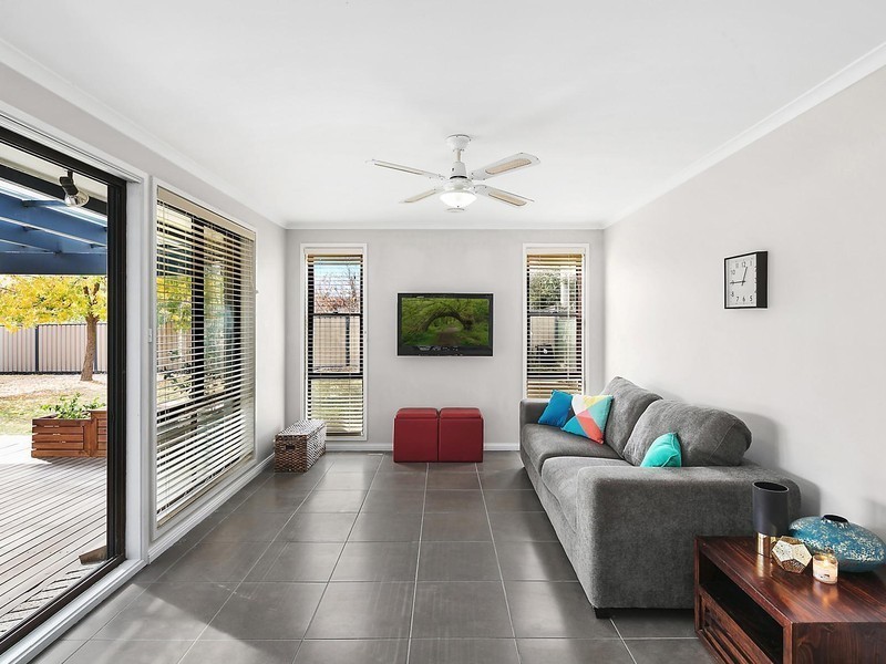 12 Australie Close, Gilmore ACT 2905