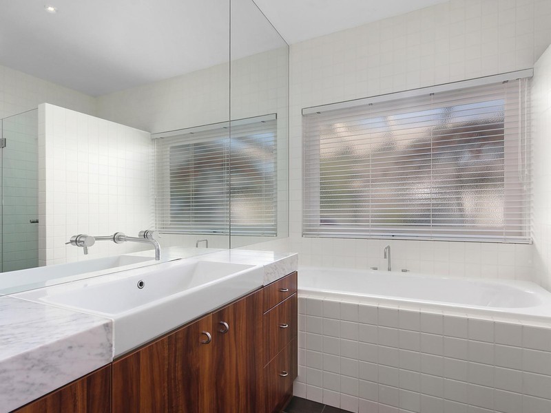 4 Arthur Circle, Forrest ACT 2603