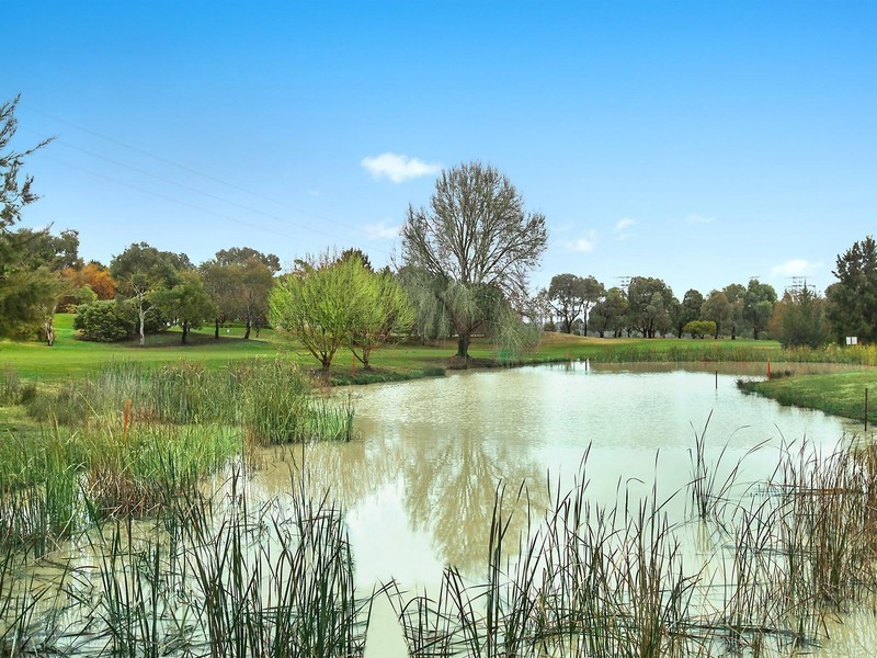 13/74 Britten-Jones Drive, Holt ACT 2615