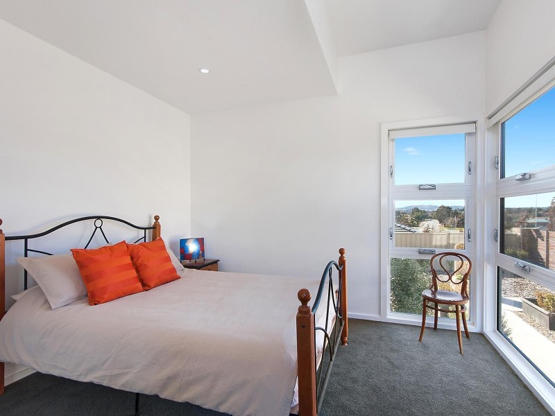 39 Keewong Street, Crace ACT 2911