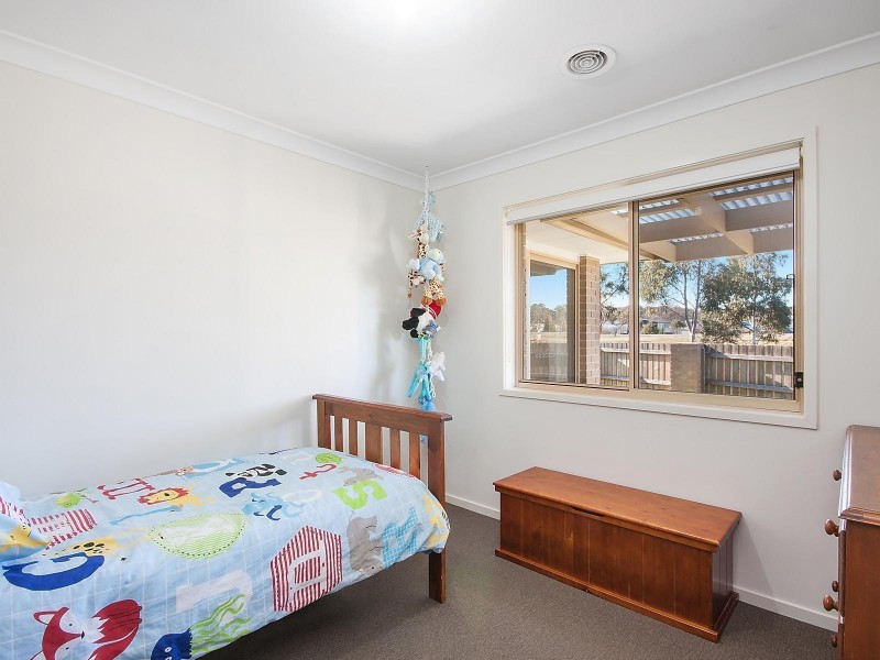 33 Muriel Stewart Circuit, Bonner ACT 2914