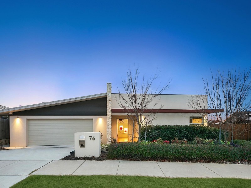 76 Durong Street, Crace ACT 2911