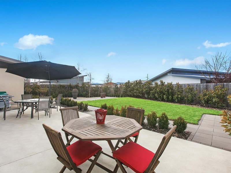 76 Durong Street, Crace ACT 2911