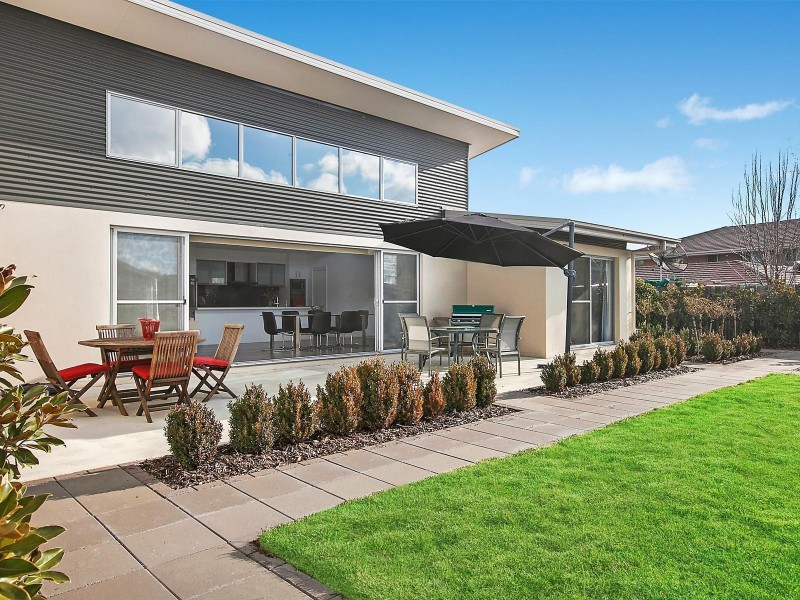 76 Durong Street, Crace ACT 2911