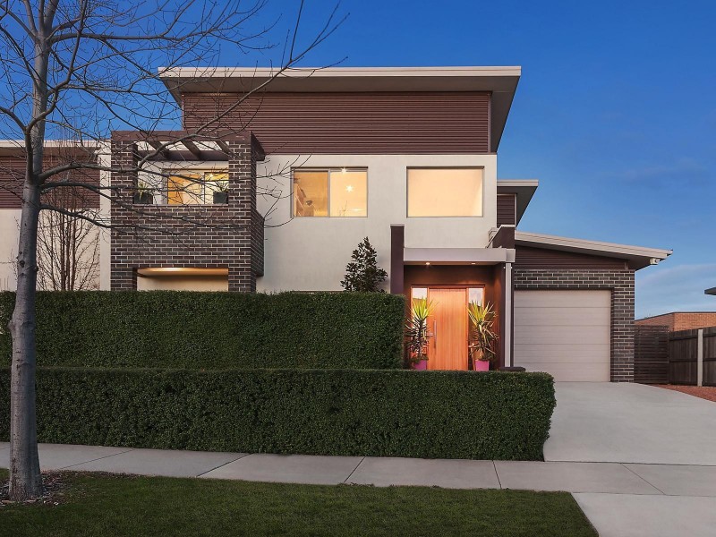 102 Zakharov Avenue, Forde ACT 2914