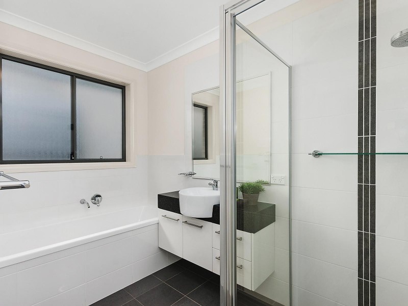 2 Phipson Street, Franklin ACT 2913