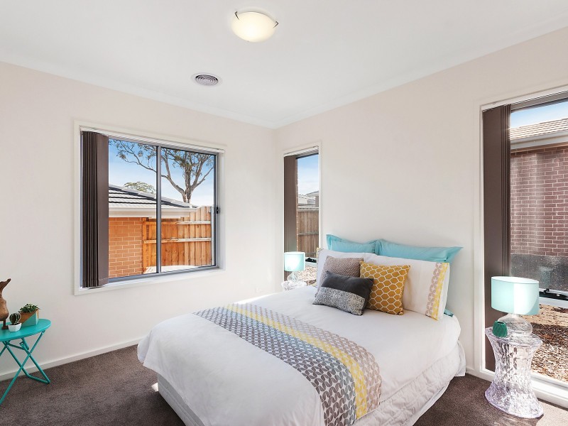 32 Benalla Street, Crace ACT 2911