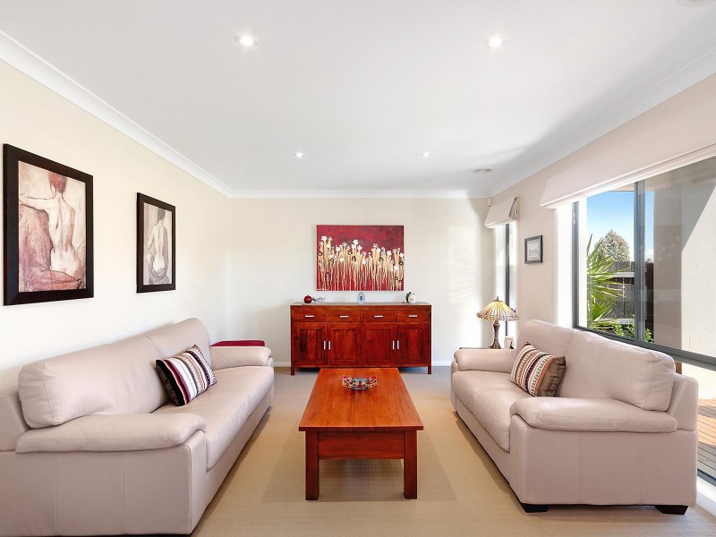 40 Glow Worm Grove, Harrison ACT 2914