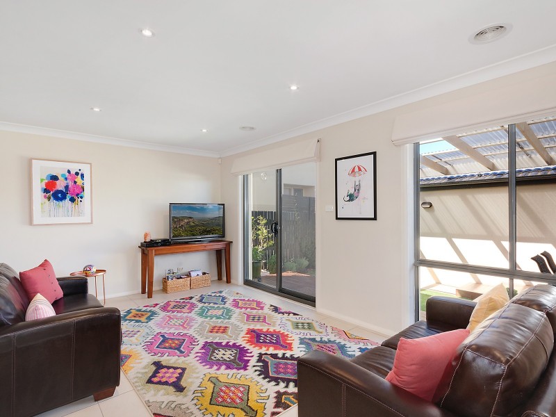 40 Glow Worm Grove, Harrison ACT 2914