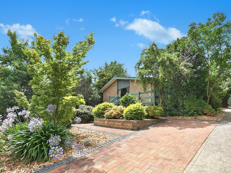 27 Miranda Place, Melba NSW 2615