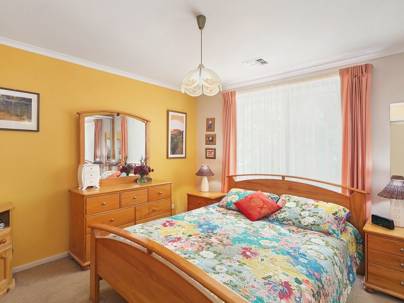 27 Miranda Place, Melba NSW 2615