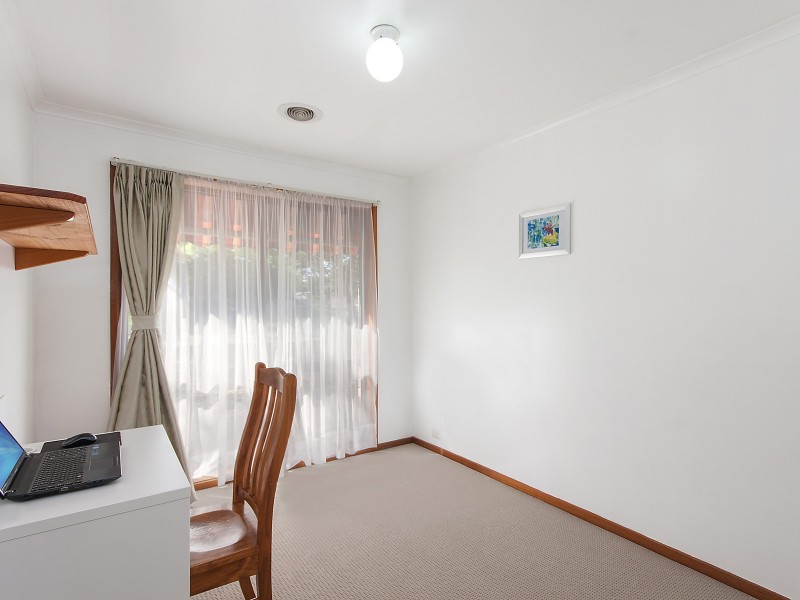 53 Vagabond Crescent, Mckellar ACT 2617
