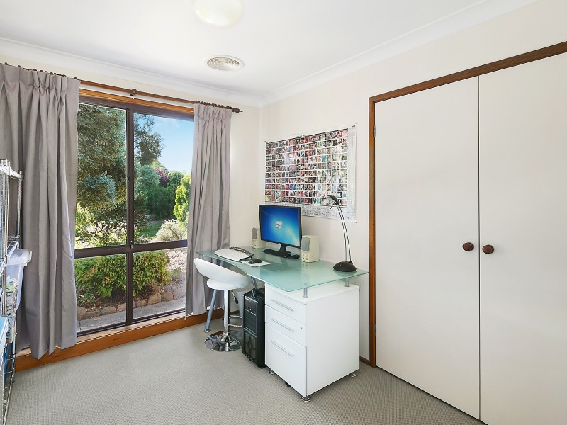 10 St John Crescent, Florey ACT 2615