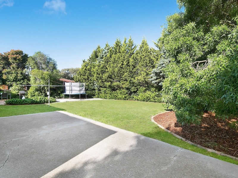 10 St John Crescent, Florey ACT 2615