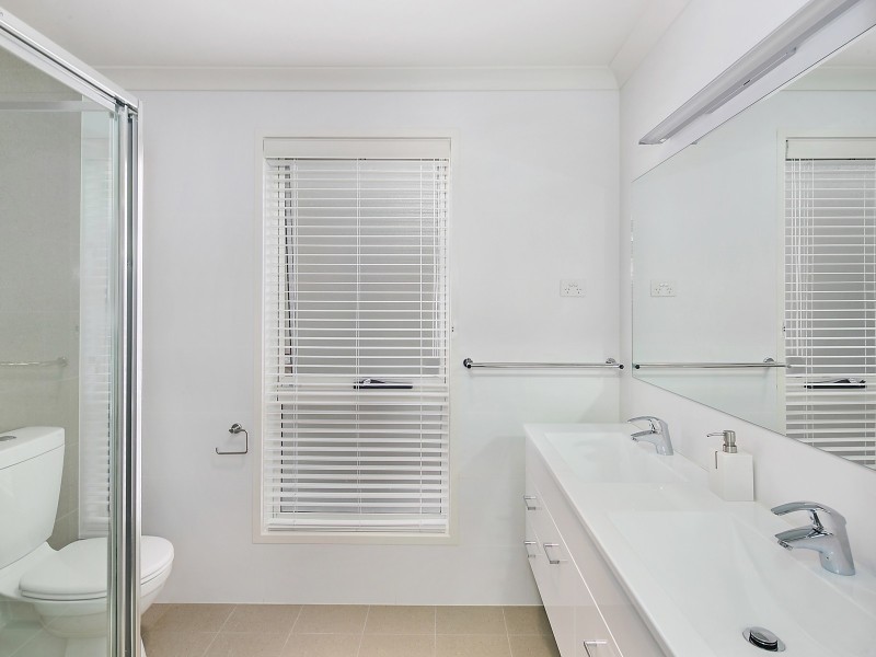 17 Alan Watt Crescent, Casey ACT 2913