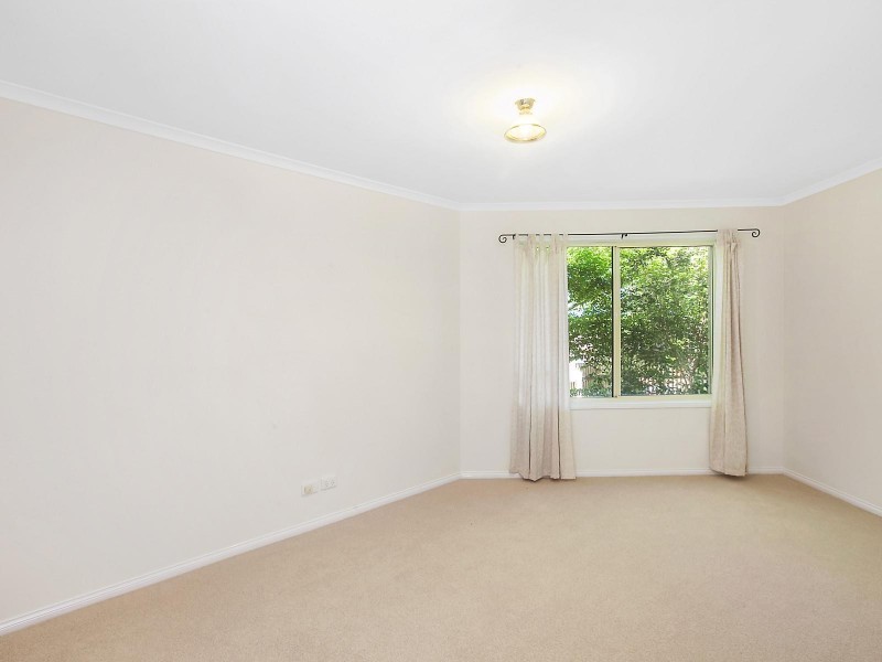 3 Tarrant Crescent, Dunlop ACT 2615