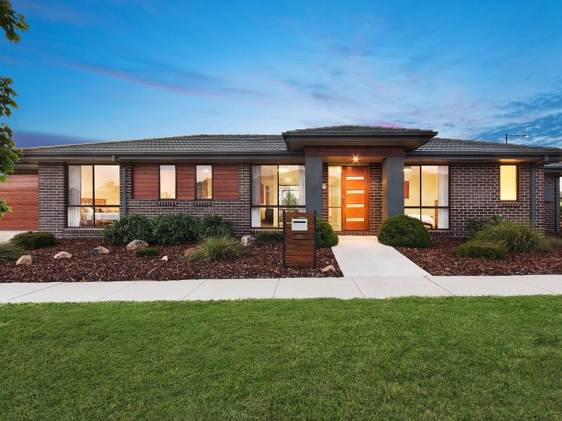 13 Pender Street, Casey ACT 2913