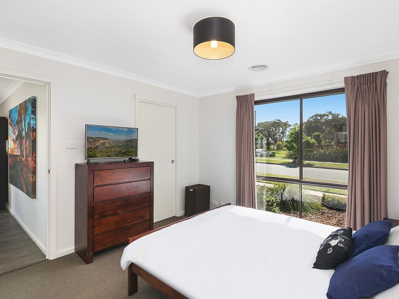 13 Pender Street, Casey ACT 2913