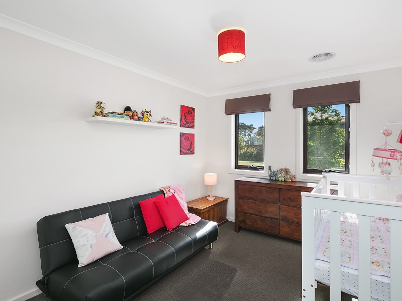 13 Pender Street, Casey ACT 2913