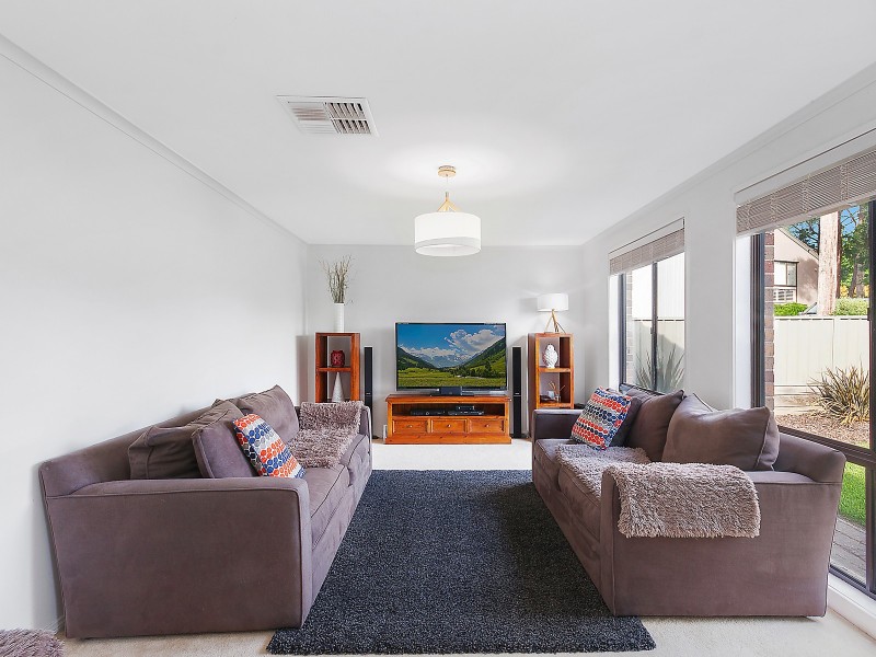 4 Corey Place, Gowrie ACT 2904