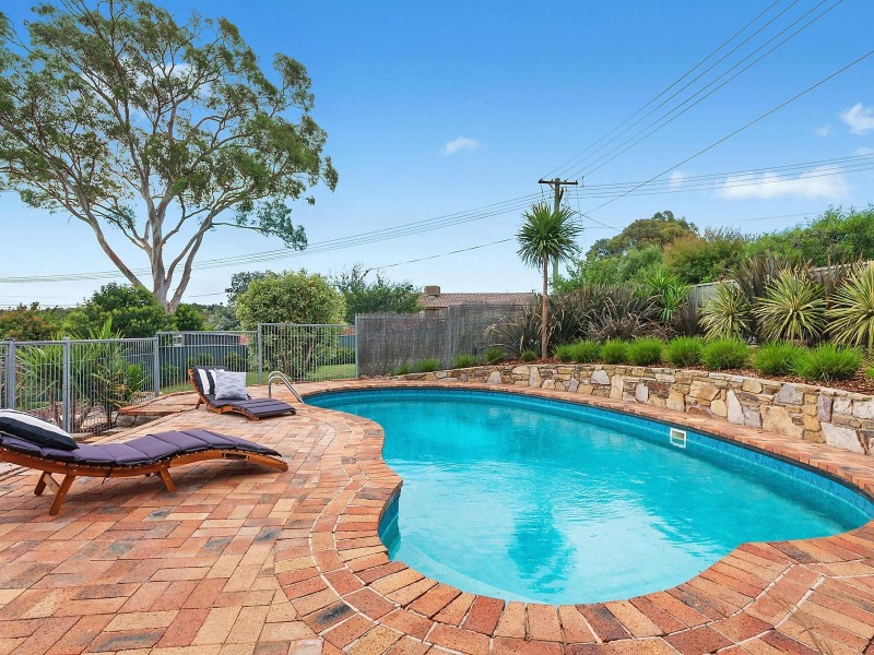 4 Corey Place, Gowrie ACT 2904