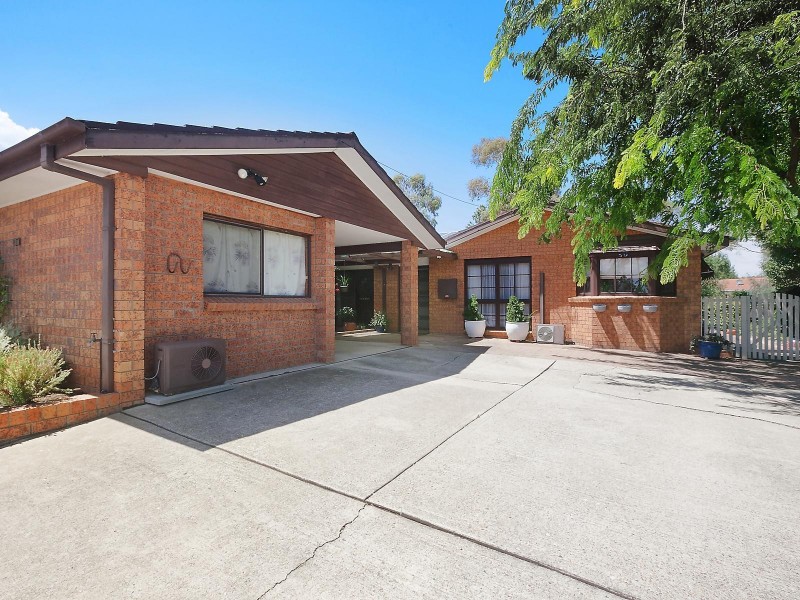 20 Hewlett Circuit, Florey ACT 2615