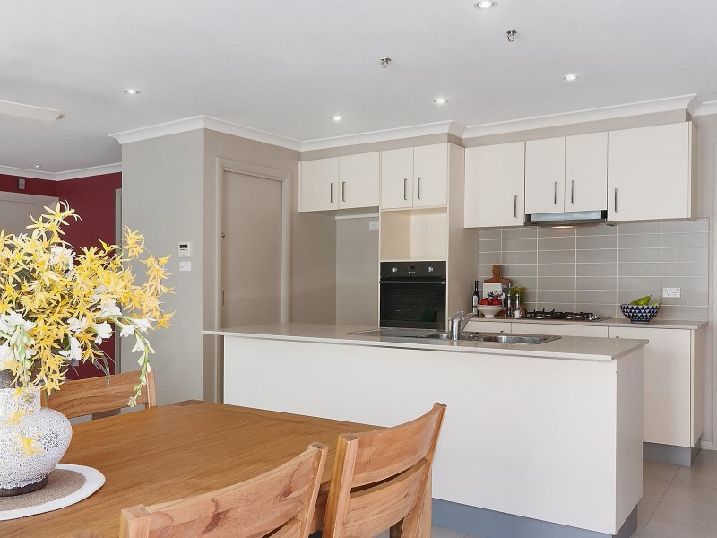 27 Henry Kendall Street, Franklin ACT 2913