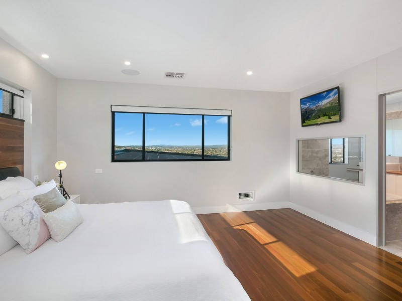 12 Bev Lawson Street, Casey ACT 2913