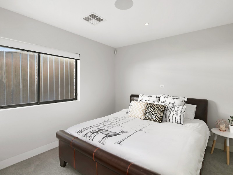 12 Bev Lawson Street, Casey ACT 2913