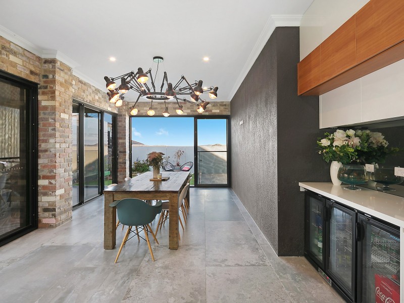 12 Bev Lawson Street, Casey ACT 2913