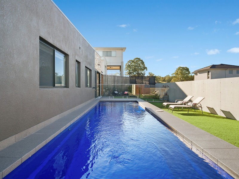 12 Bev Lawson Street, Casey ACT 2913