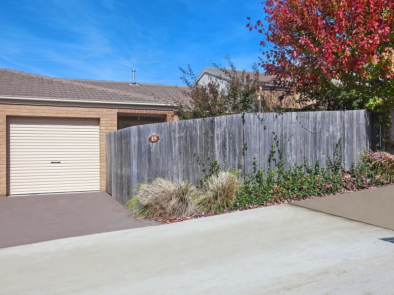 19/7 Loveday Crescent, Casey ACT 2913