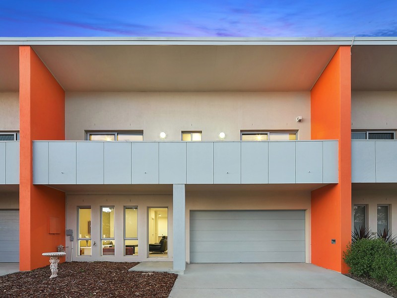 17 Oberon Close, Harrison ACT 2914