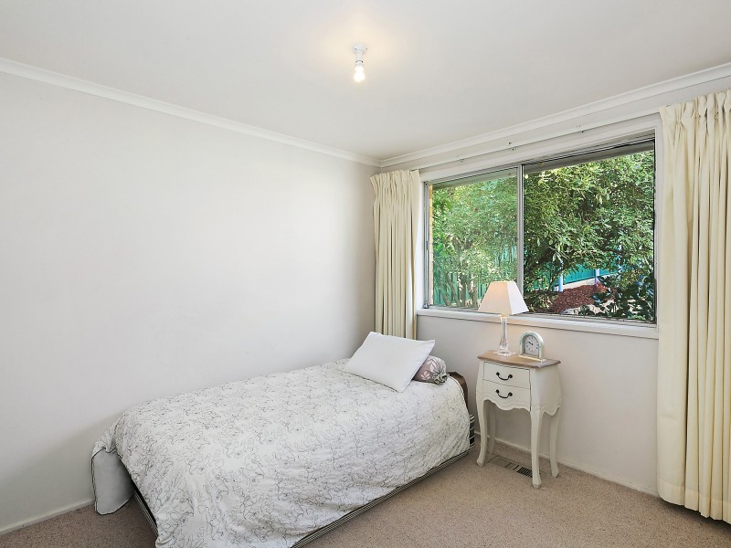 7 Warrambool Close, Giralang ACT 2617