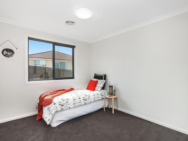 8 Numiari Street, Bonner ACT 2914