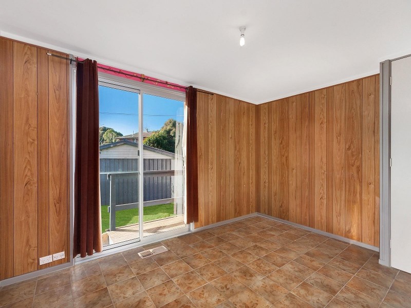 8 O’Loghlen Street, Latham ACT 2615