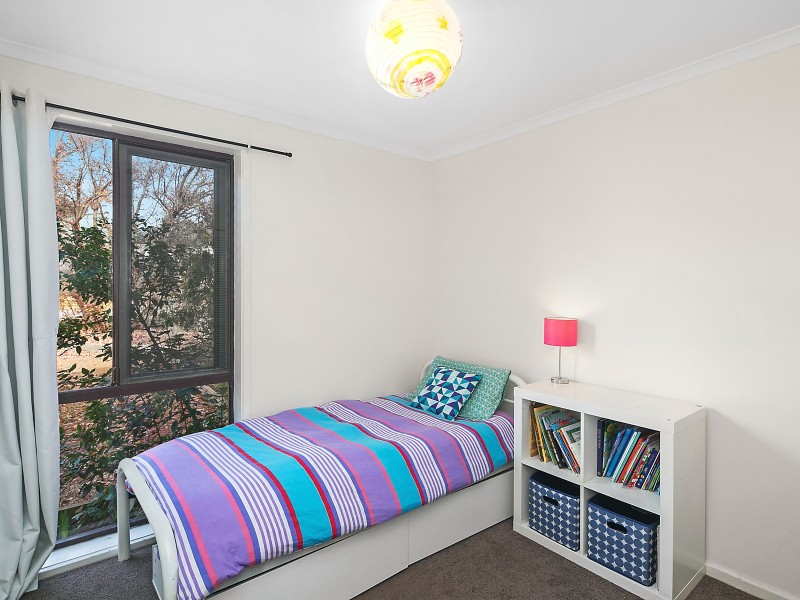 6 Macfarlan Place, Latham ACT 2615