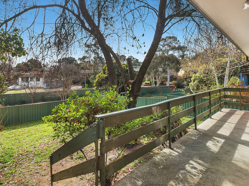 6 Macfarlan Place, Latham ACT 2615