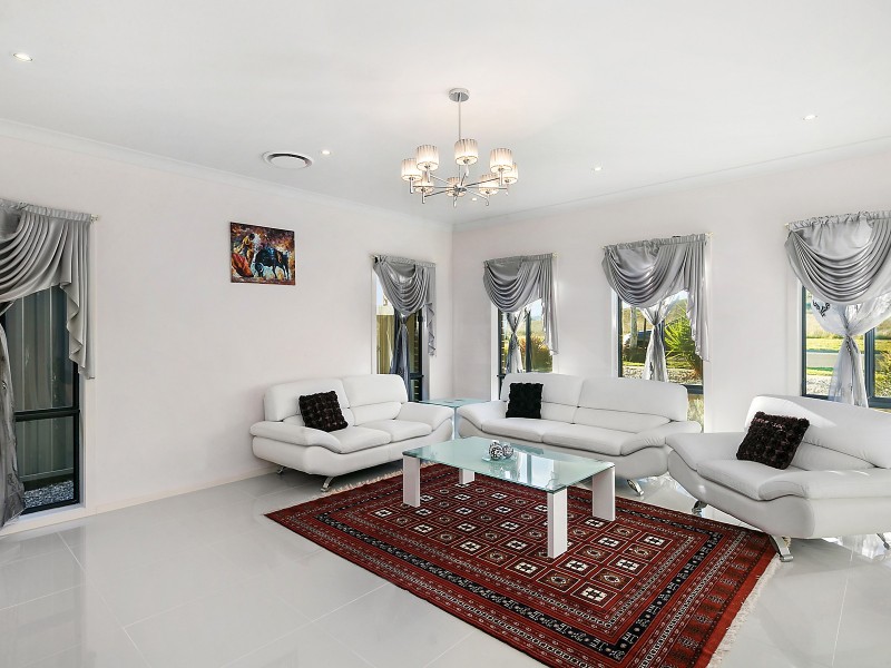 14 Oodgeroo Avenue, Franklin ACT 2913