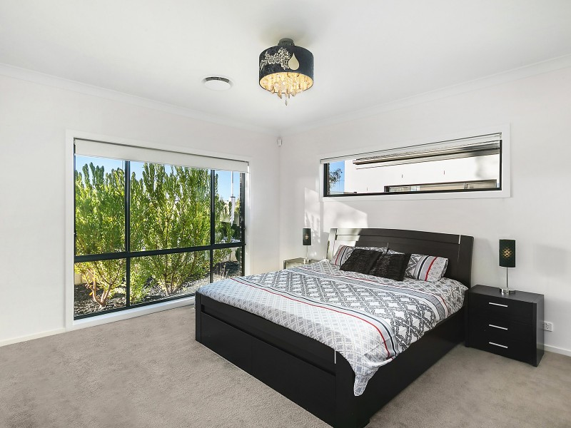14 Oodgeroo Avenue, Franklin ACT 2913